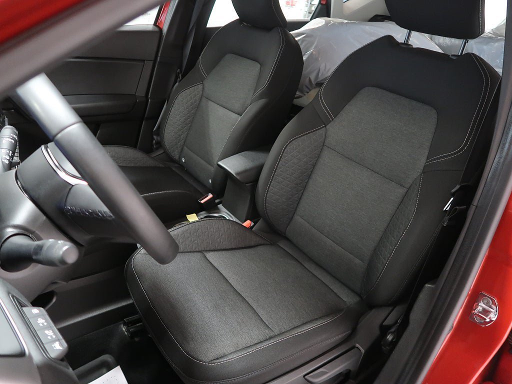 Vehicle Image 18