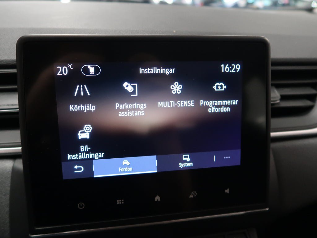 Vehicle Image 26