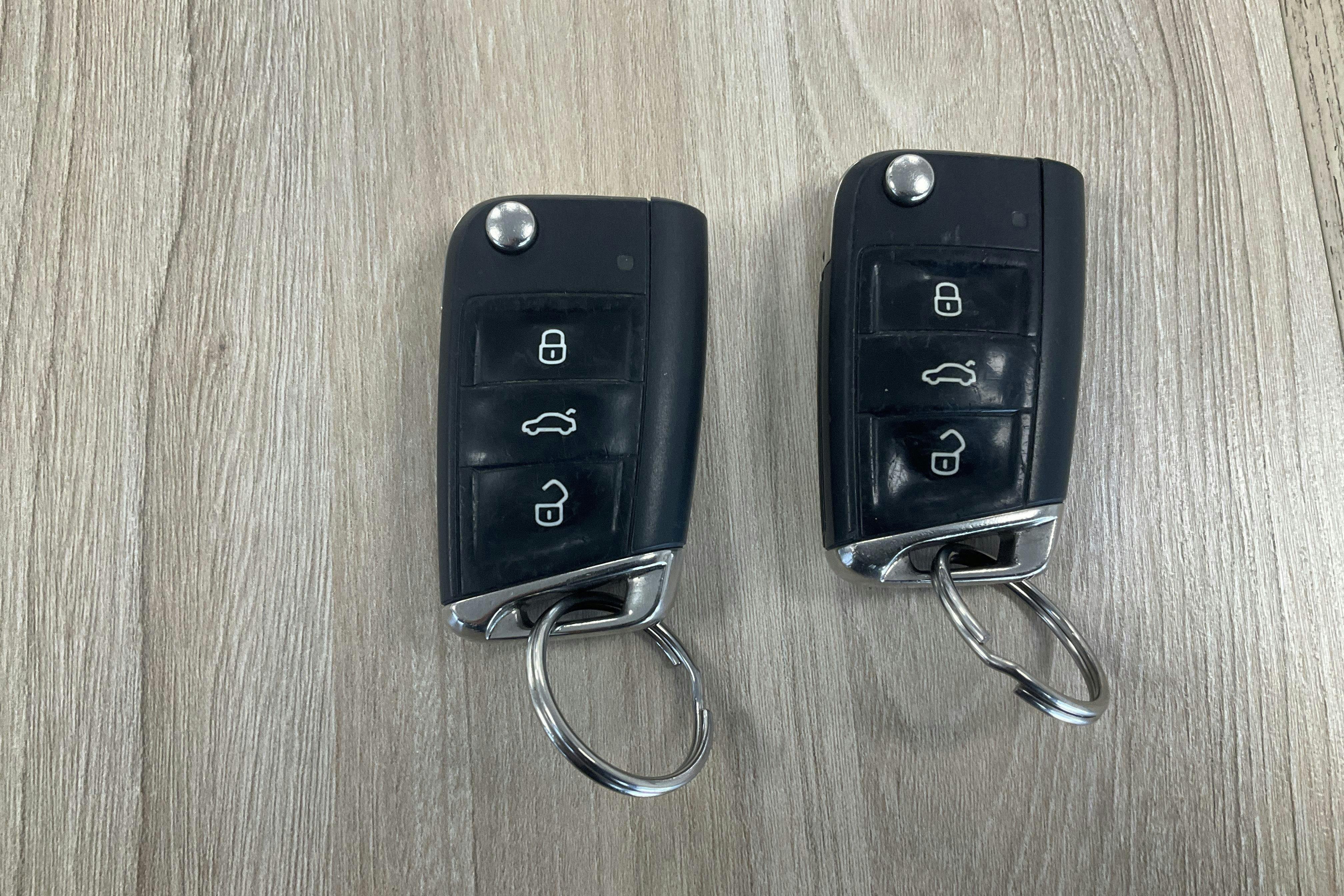 Vehicle Image 15