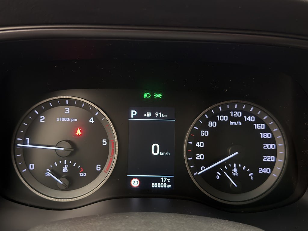 Vehicle Image 18