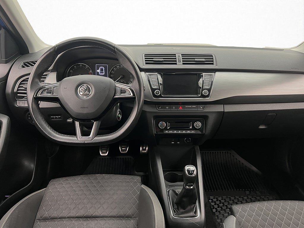 Vehicle Image 21