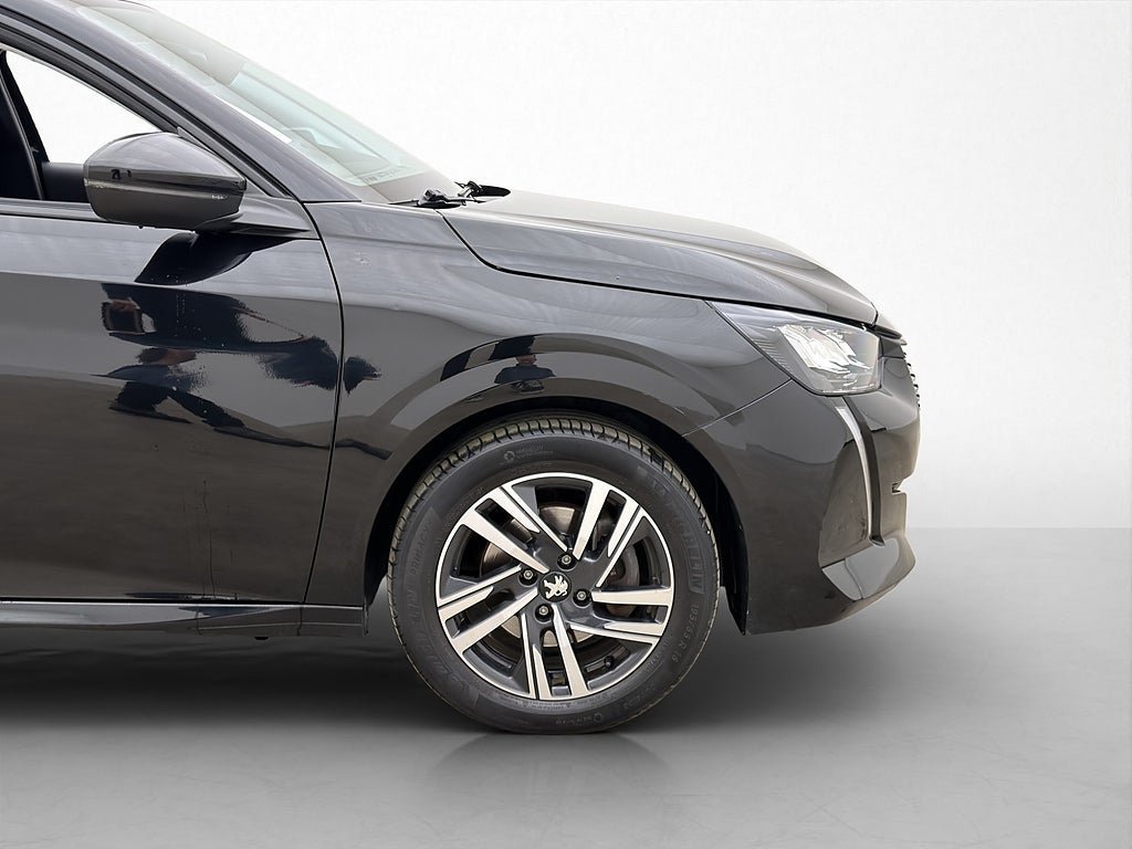 Vehicle Image 30