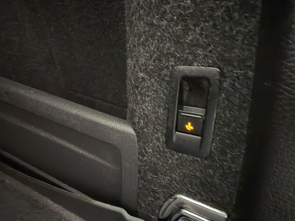 Vehicle Image 26