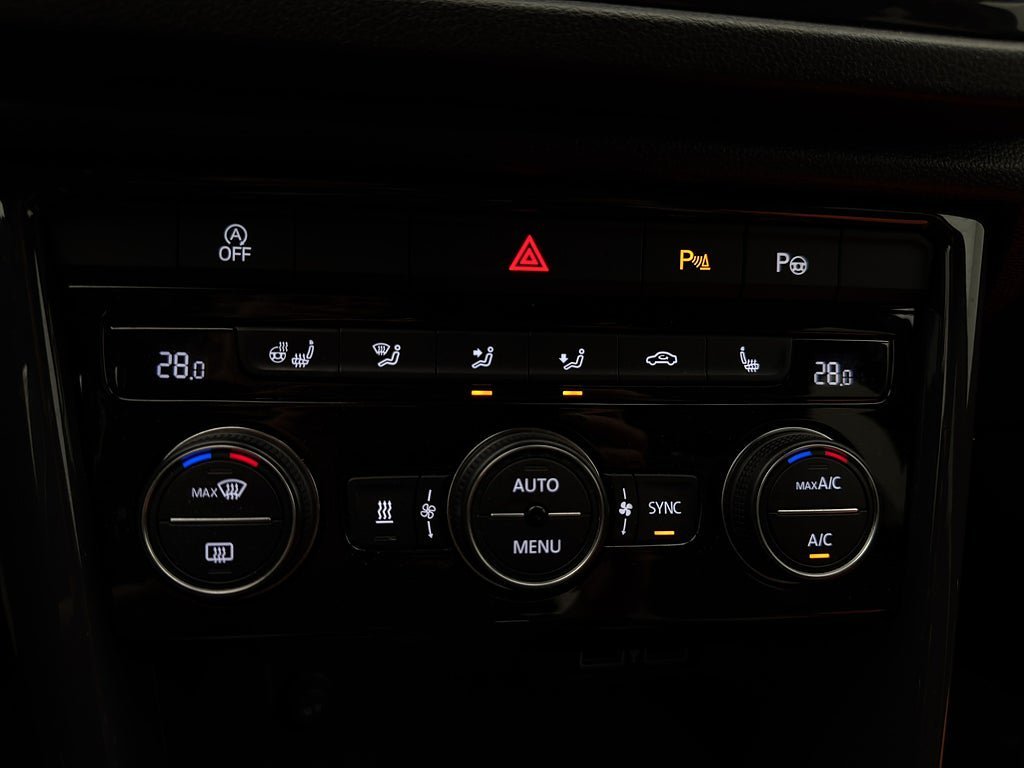 Vehicle Image 26