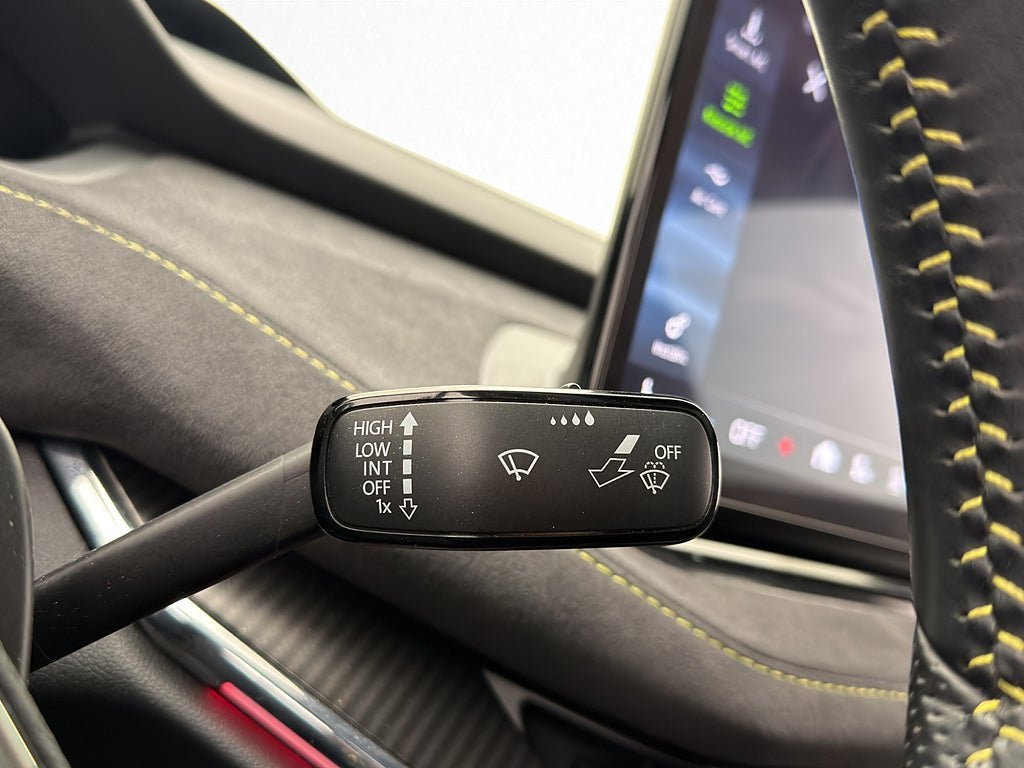 Vehicle Image 35