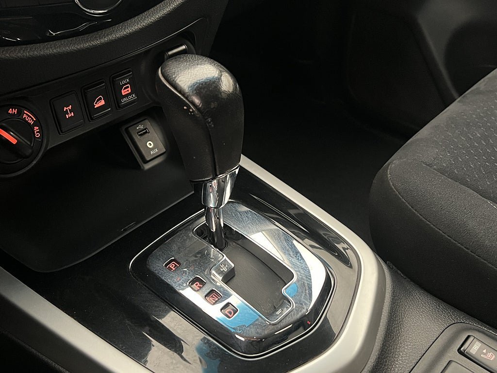 Vehicle Image 28