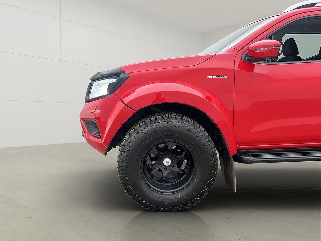 Vehicle Image 32