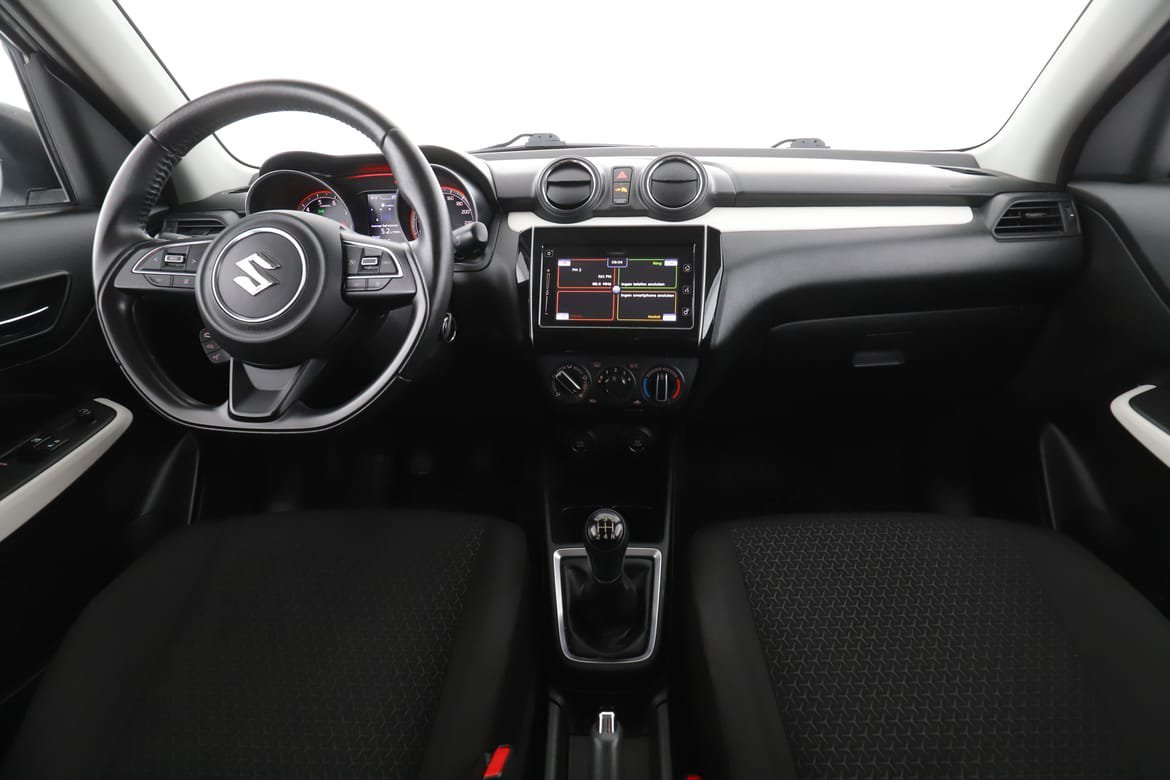 Vehicle Image 13