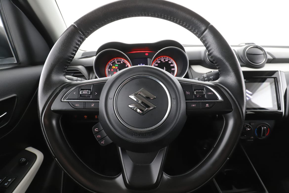 Vehicle Image 19