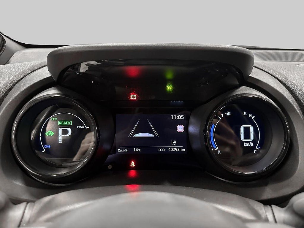 Vehicle Image 15
