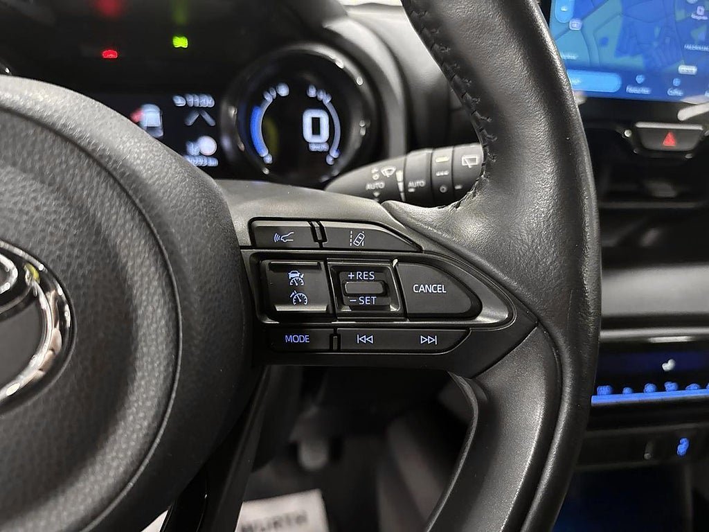 Vehicle Image 22