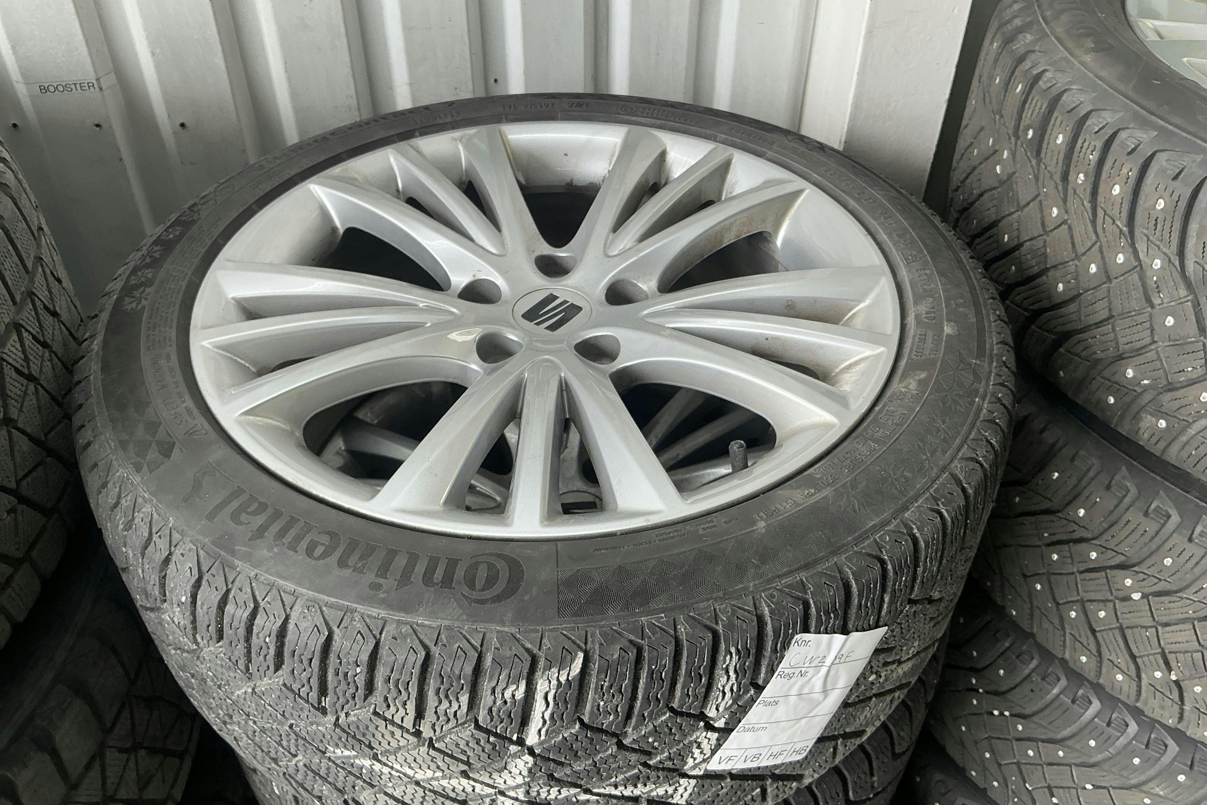 Vehicle Image 13