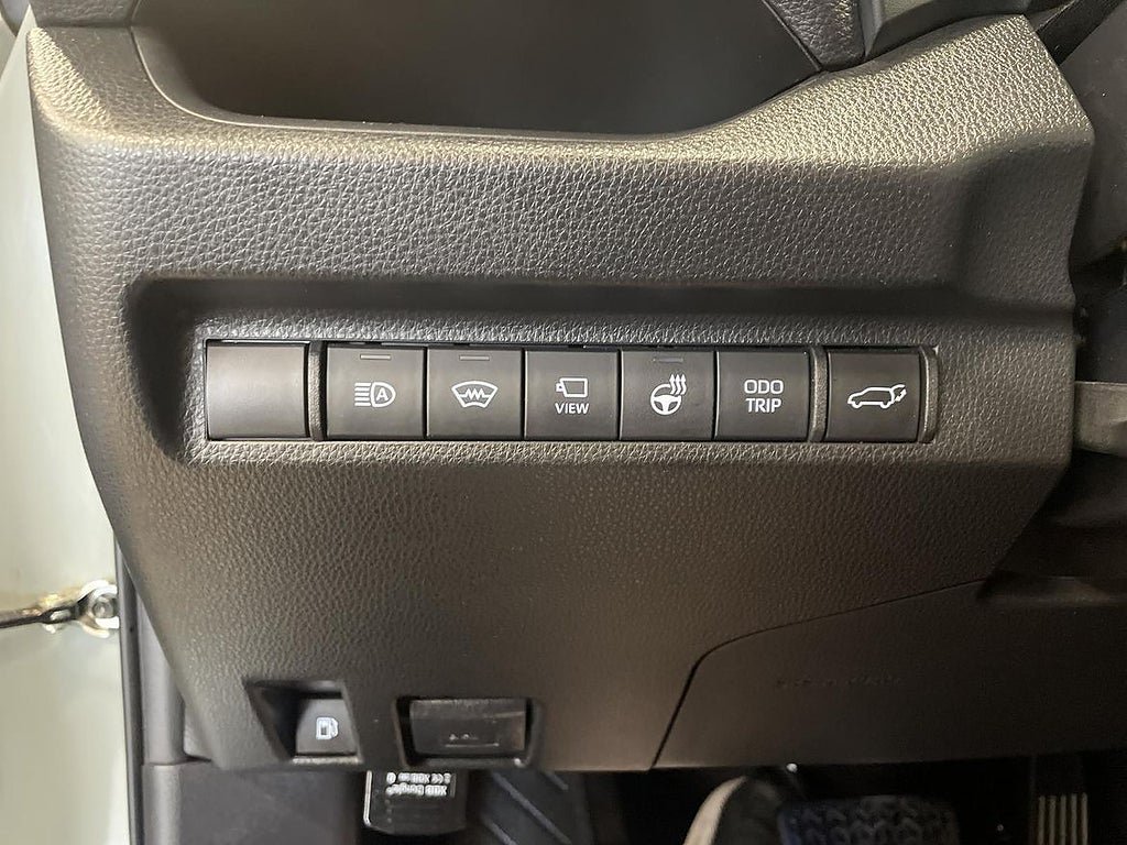 Vehicle Image 22