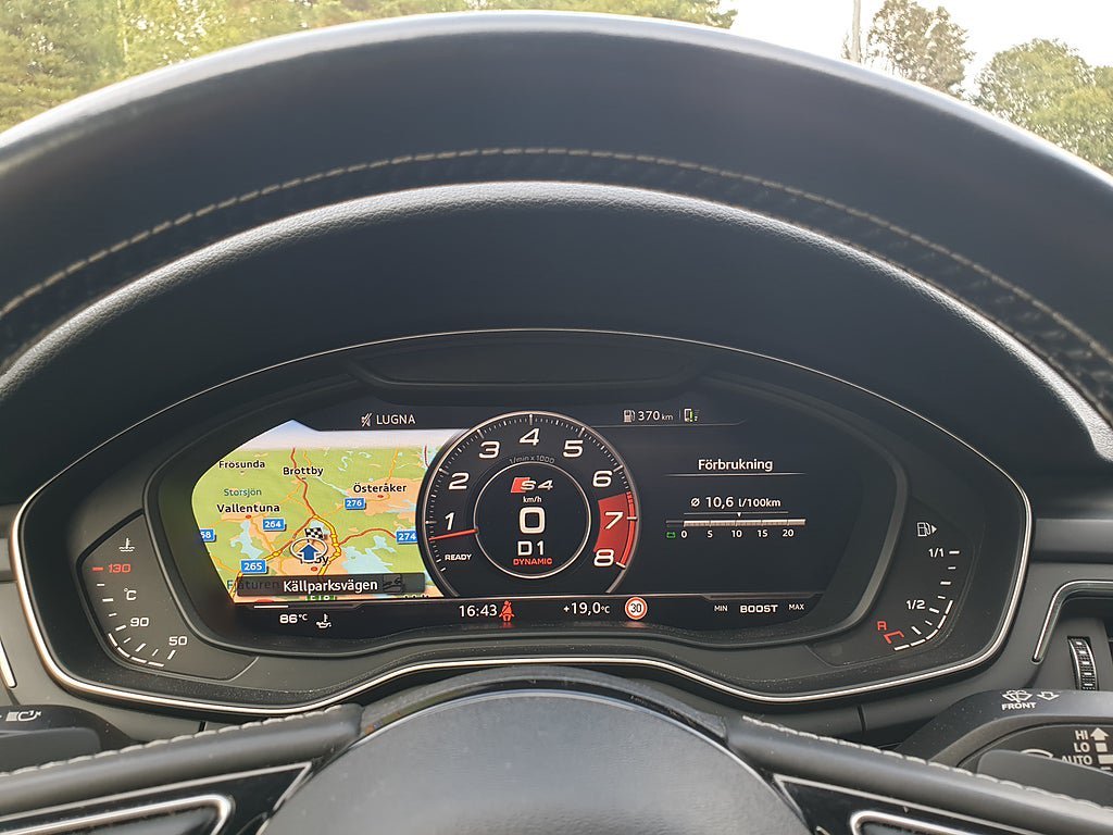 Vehicle Image 29