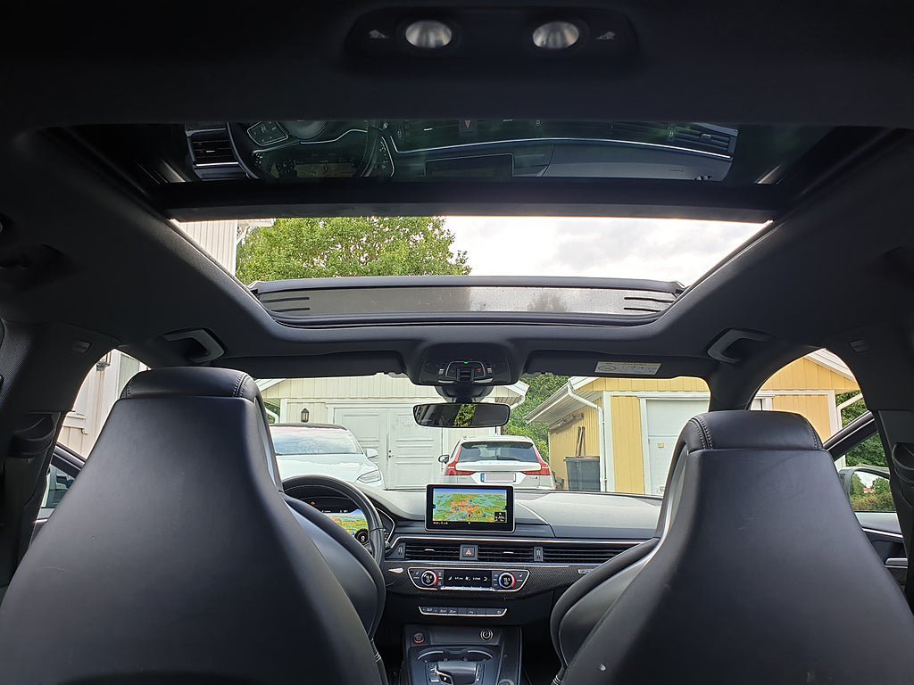 Vehicle Image 33