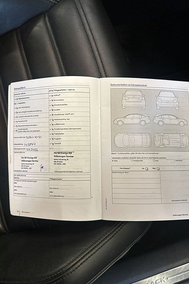 Vehicle Image 22