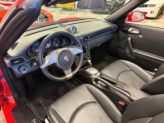 Vehicle Image 23