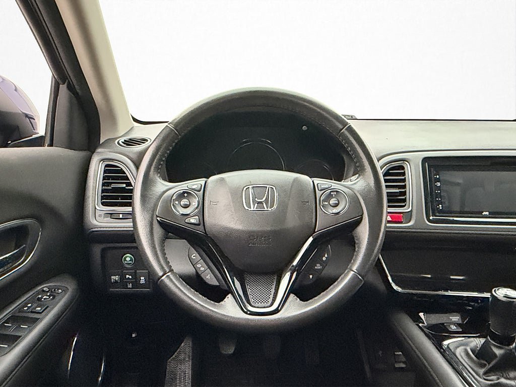 Vehicle Image 17