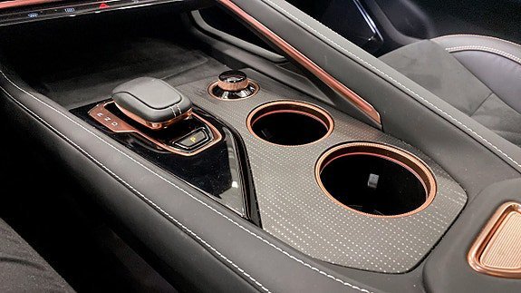 Vehicle Image 13