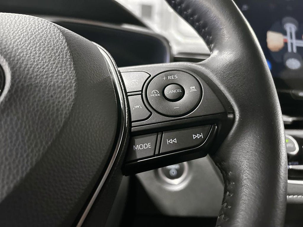 Vehicle Image 18