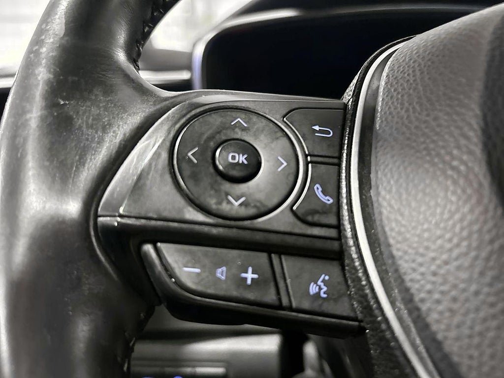 Vehicle Image 19