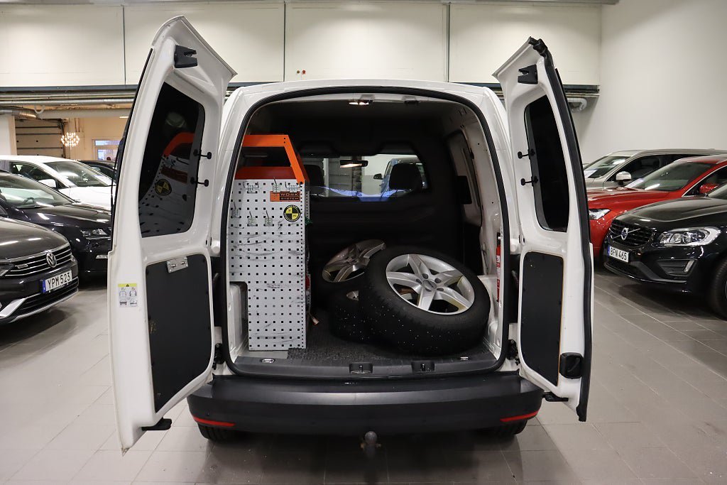 Vehicle Image 10
