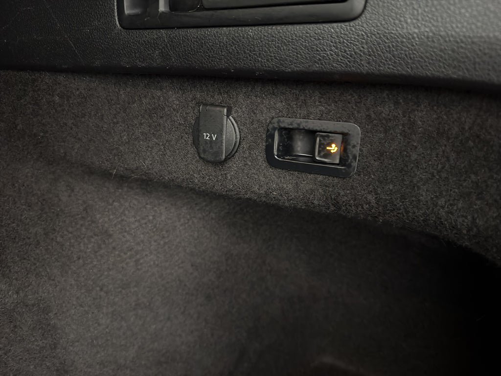Vehicle Image 28