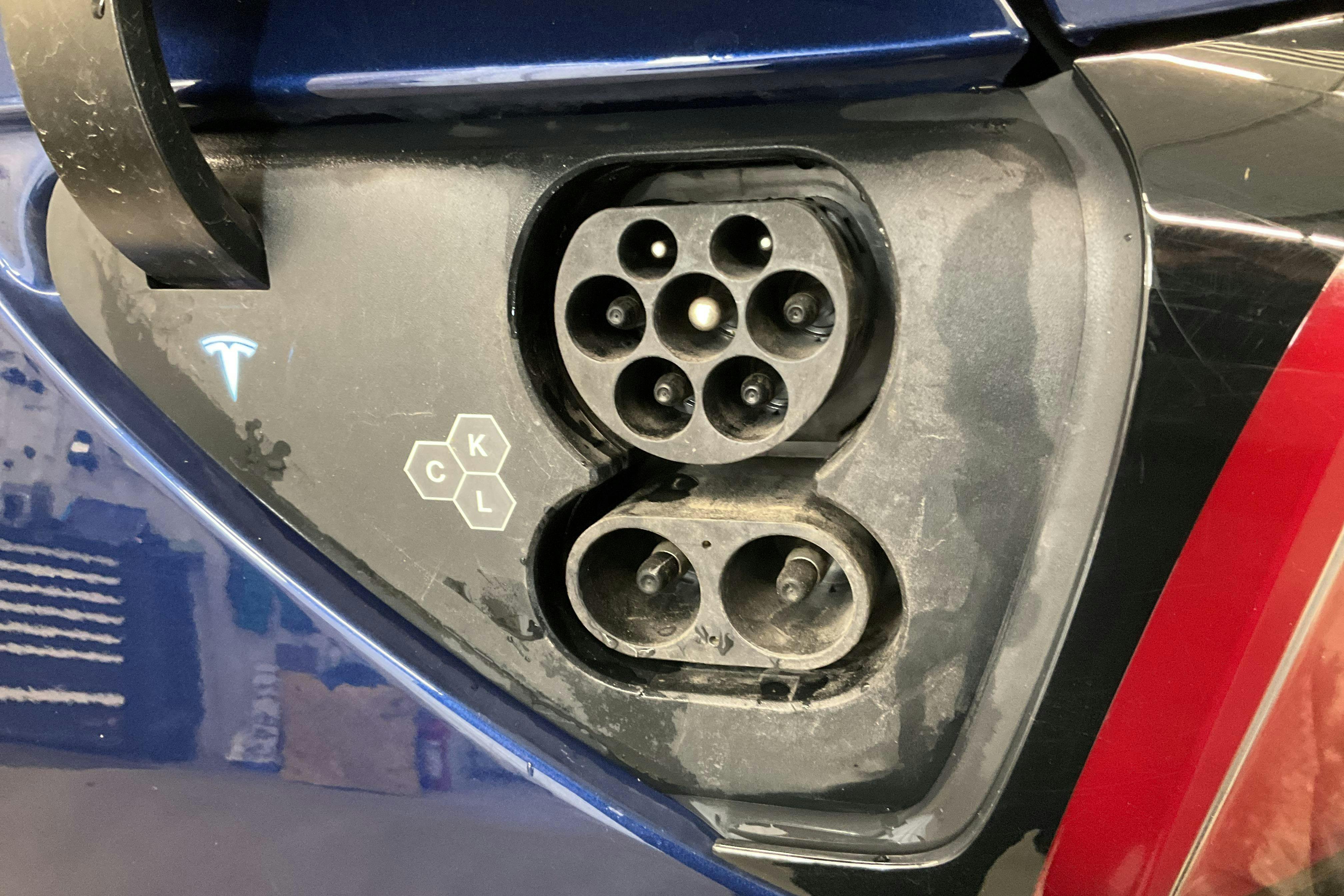 Vehicle Image 17