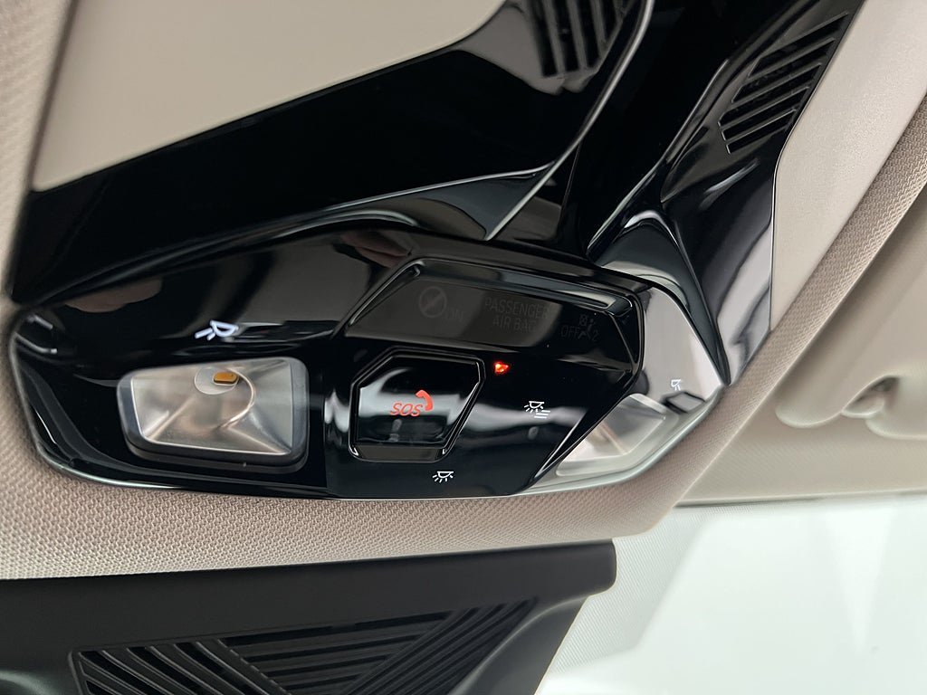 Vehicle Image 36