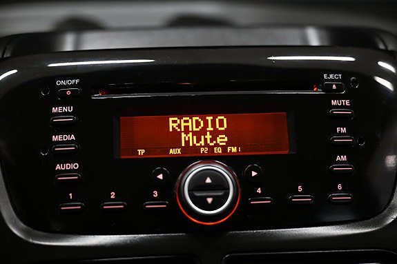 Vehicle Image 23