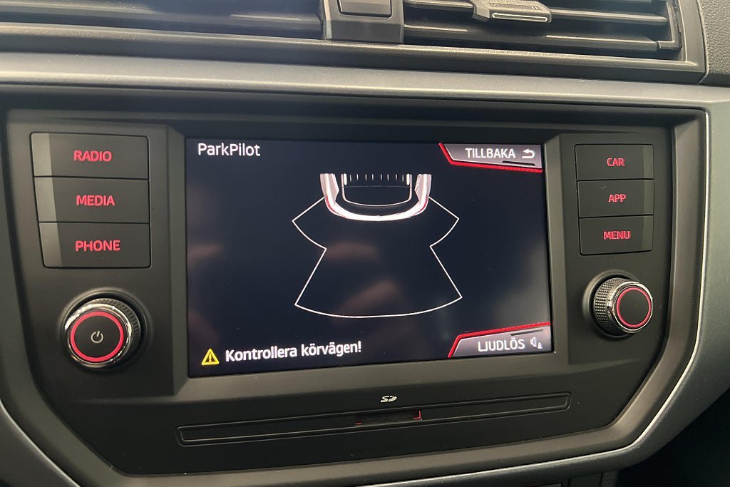 Vehicle Image 19