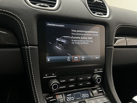 Vehicle Image 30