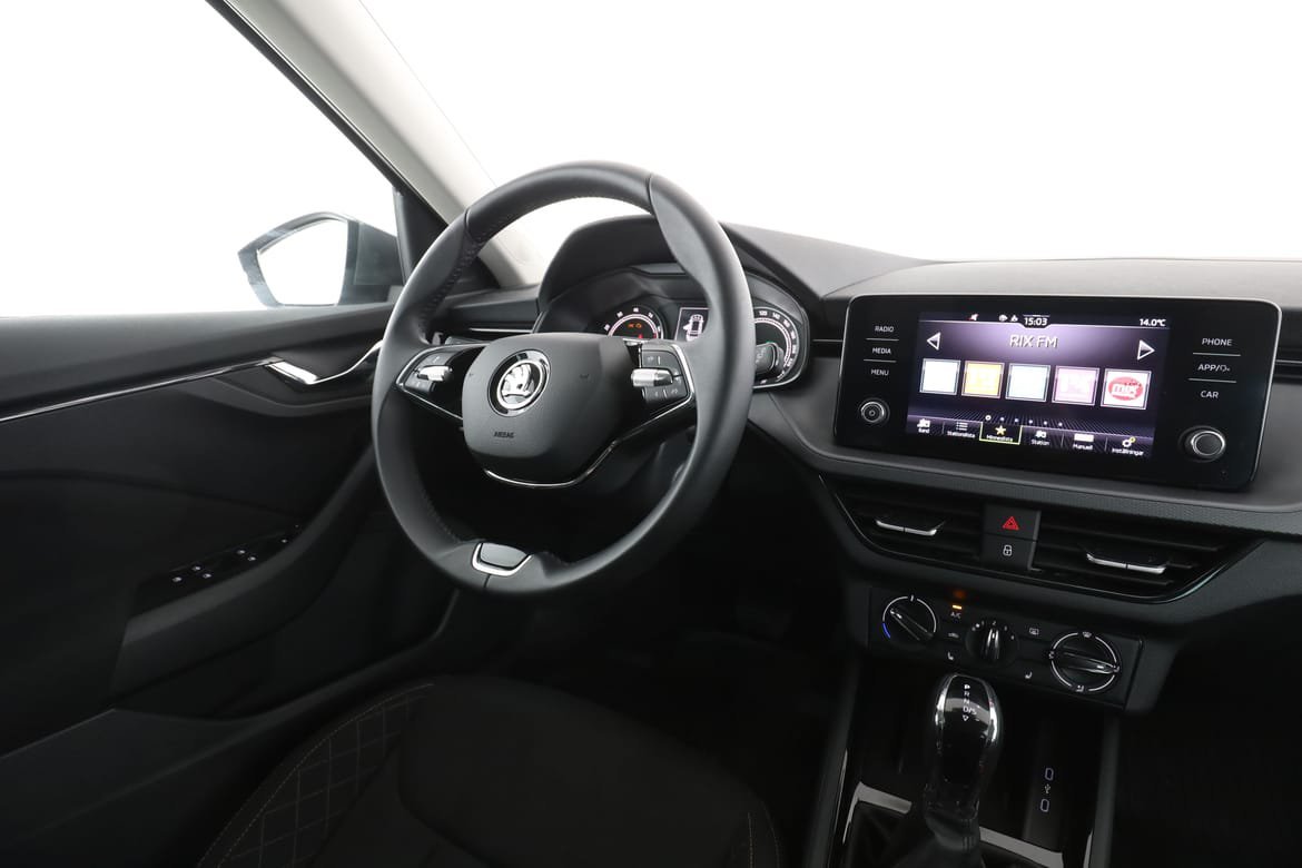 Vehicle Image 14