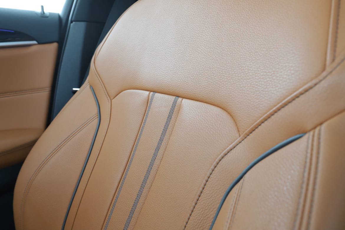 Vehicle Image 38