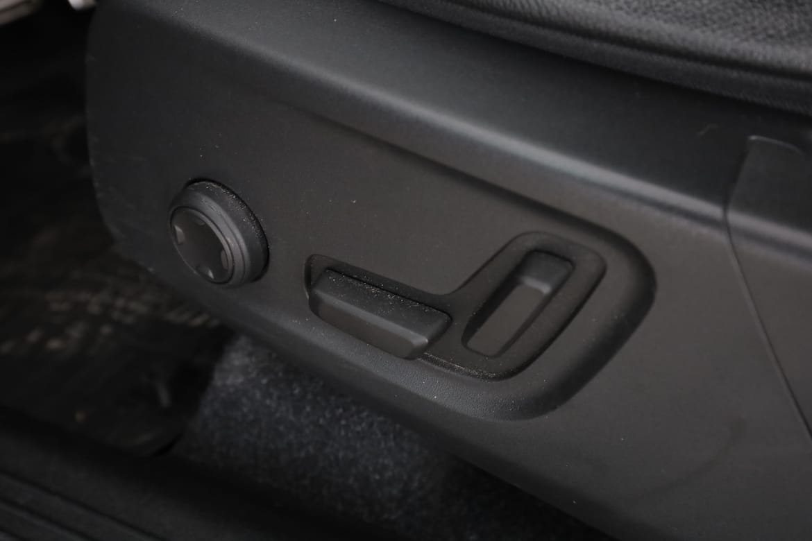 Vehicle Image 39
