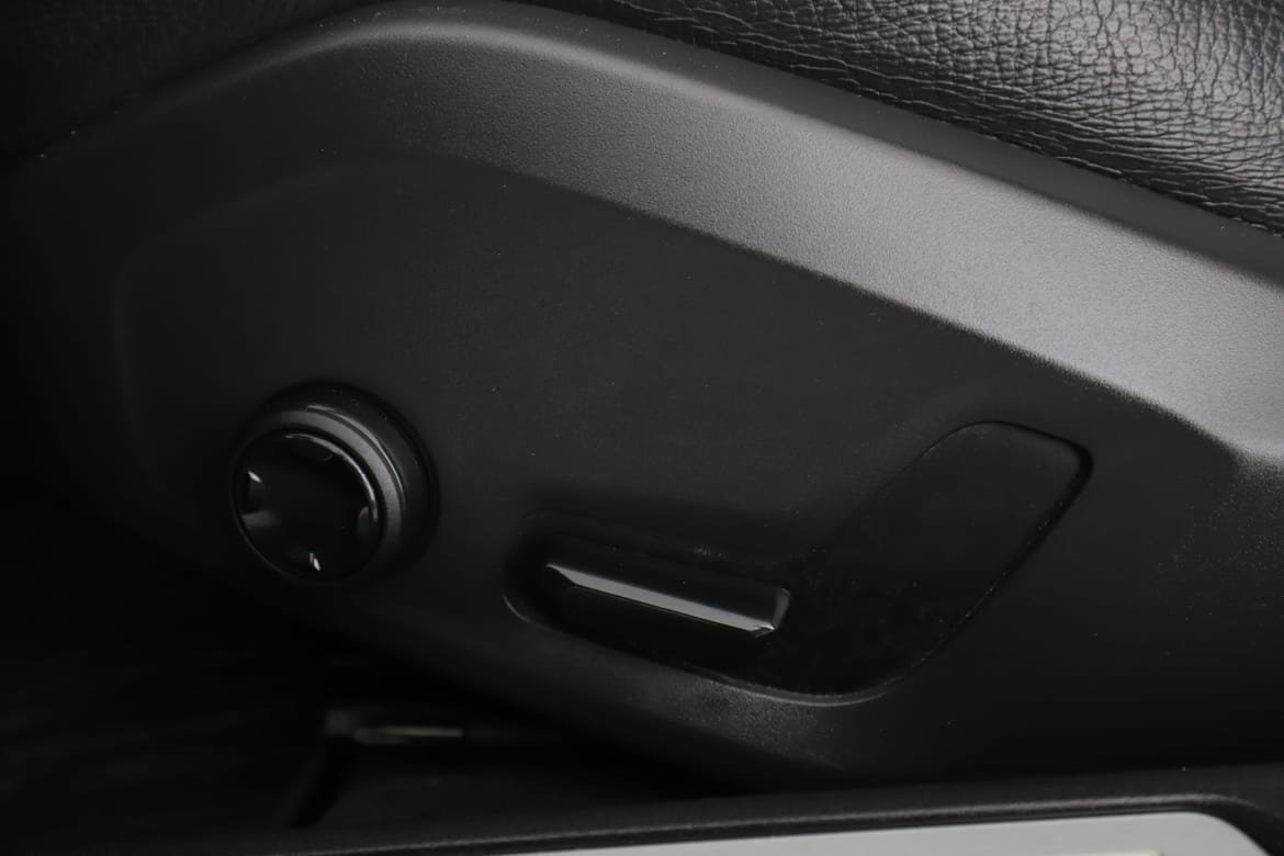 Vehicle Image 37