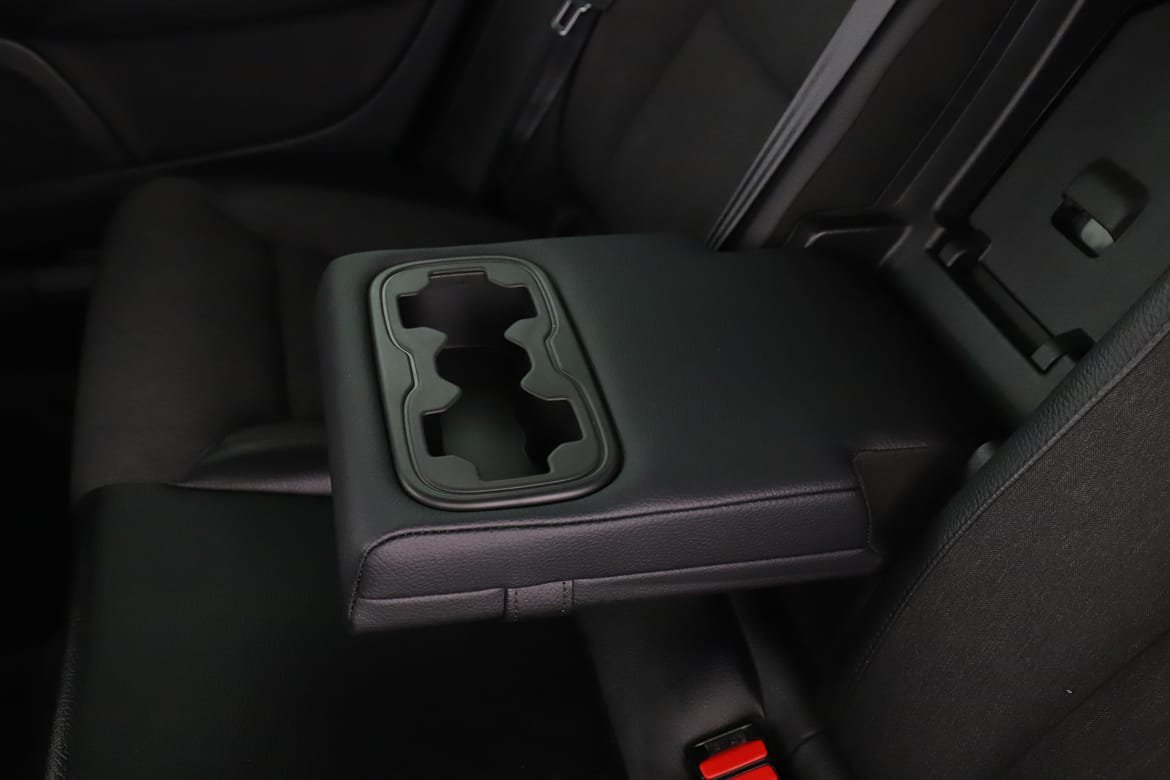 Vehicle Image 38