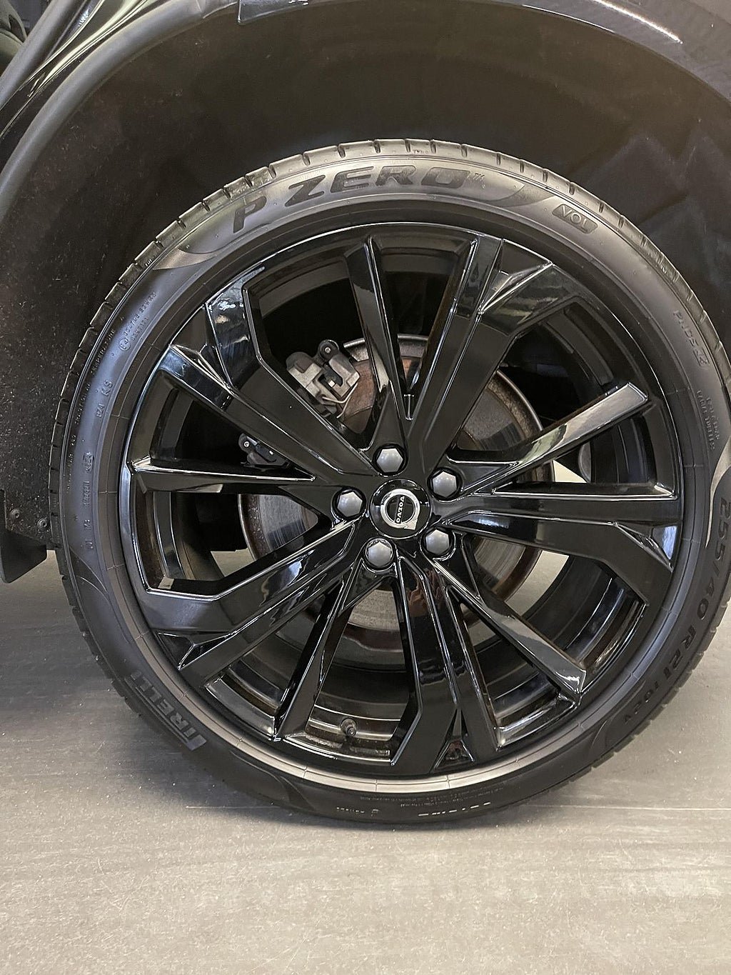 Vehicle Image 13