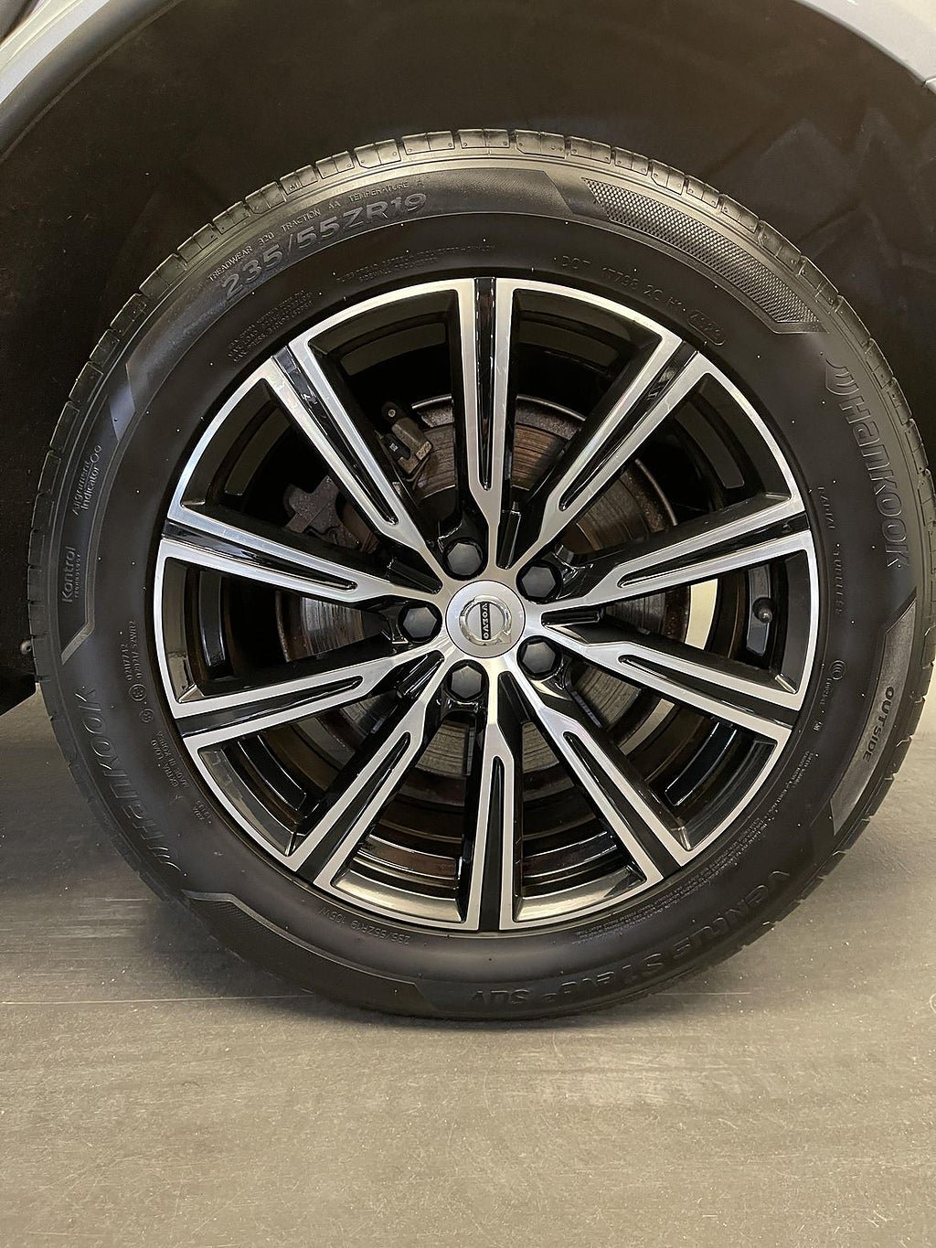Vehicle Image 14