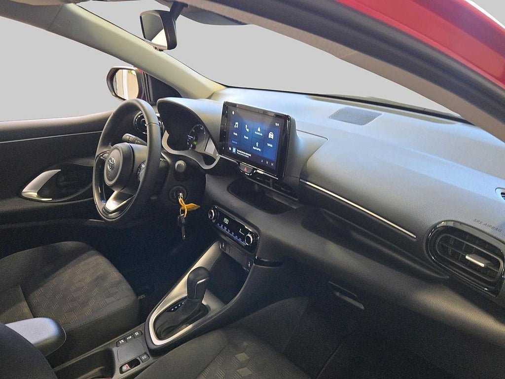 Vehicle Image 10