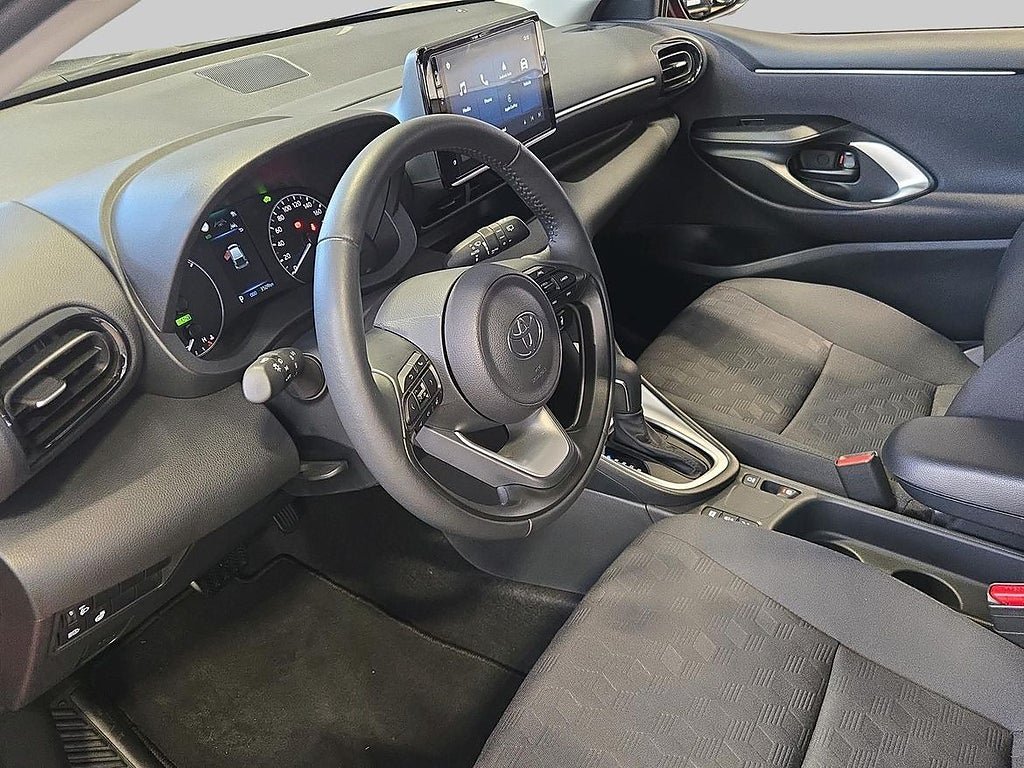 Vehicle Image 14