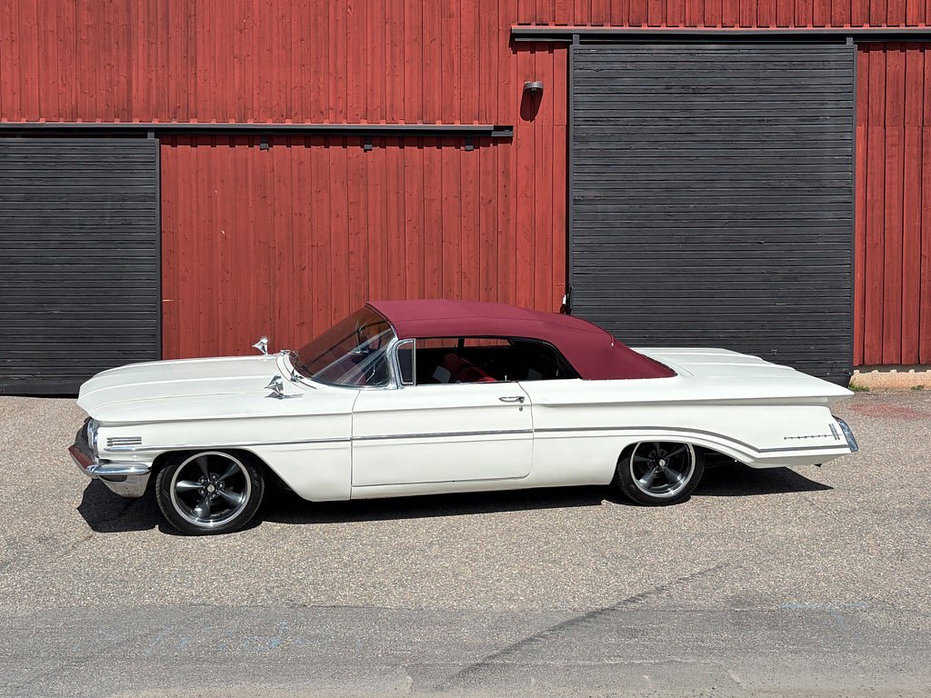 Vehicle Image 19