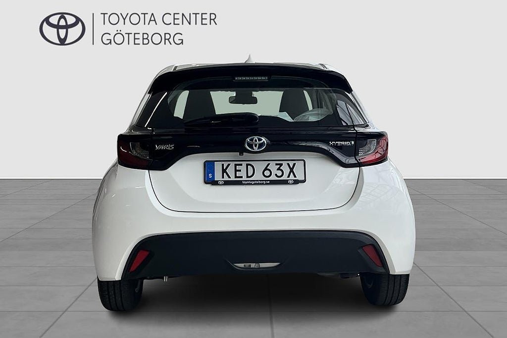 Vehicle Image 7