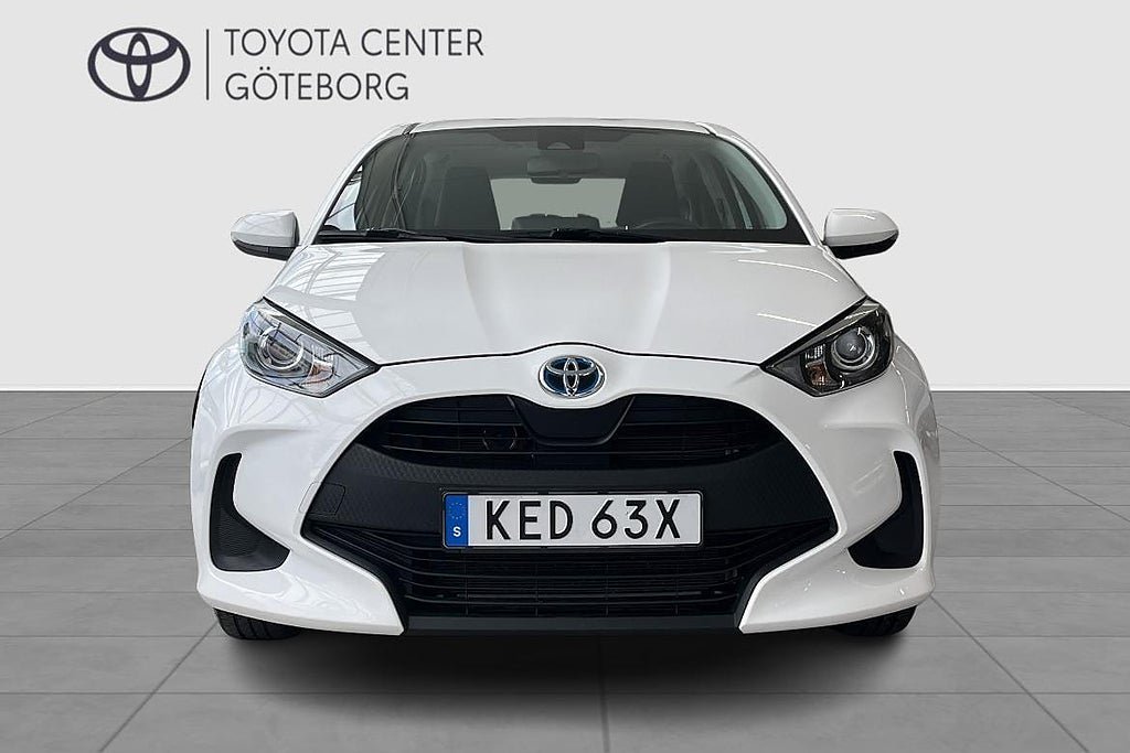 Vehicle Image 8