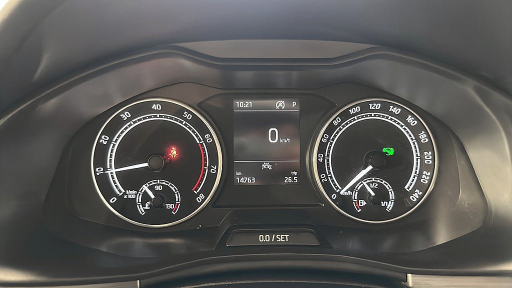 Vehicle Image 19