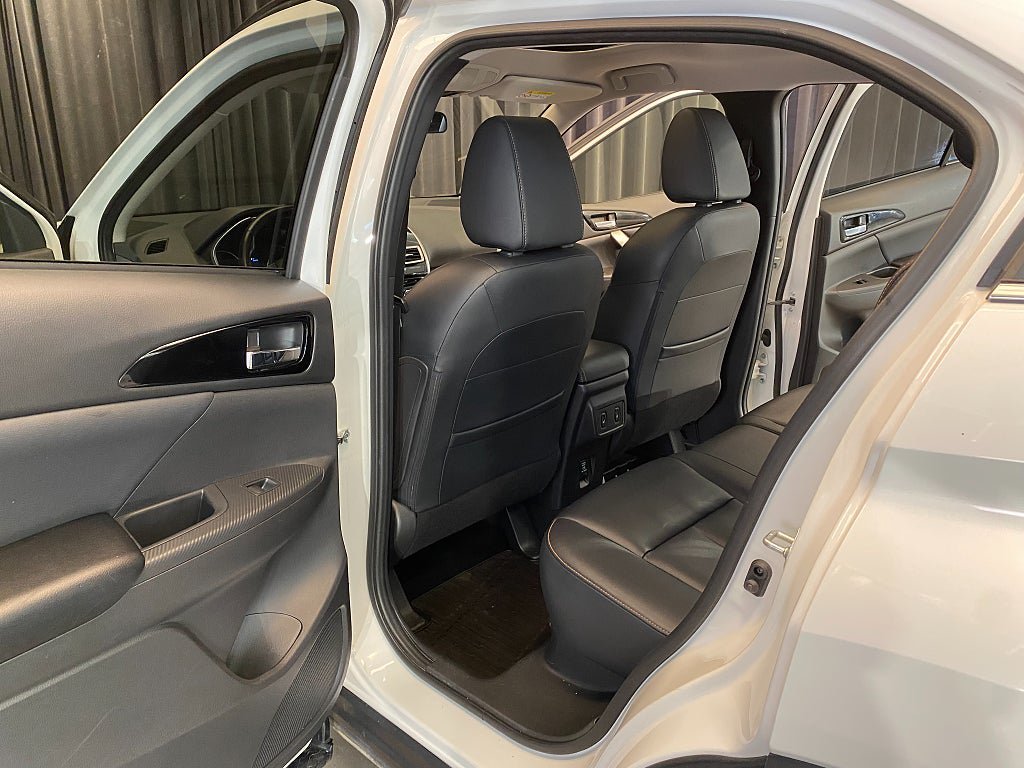 Vehicle Image 31