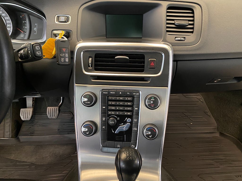 Vehicle Image 40