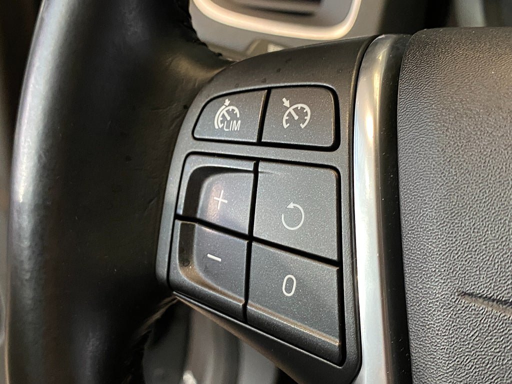 Vehicle Image 50