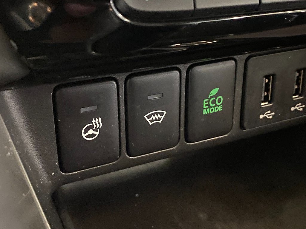 Vehicle Image 52