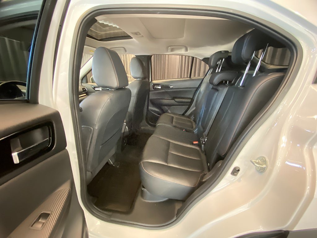 Vehicle Image 66